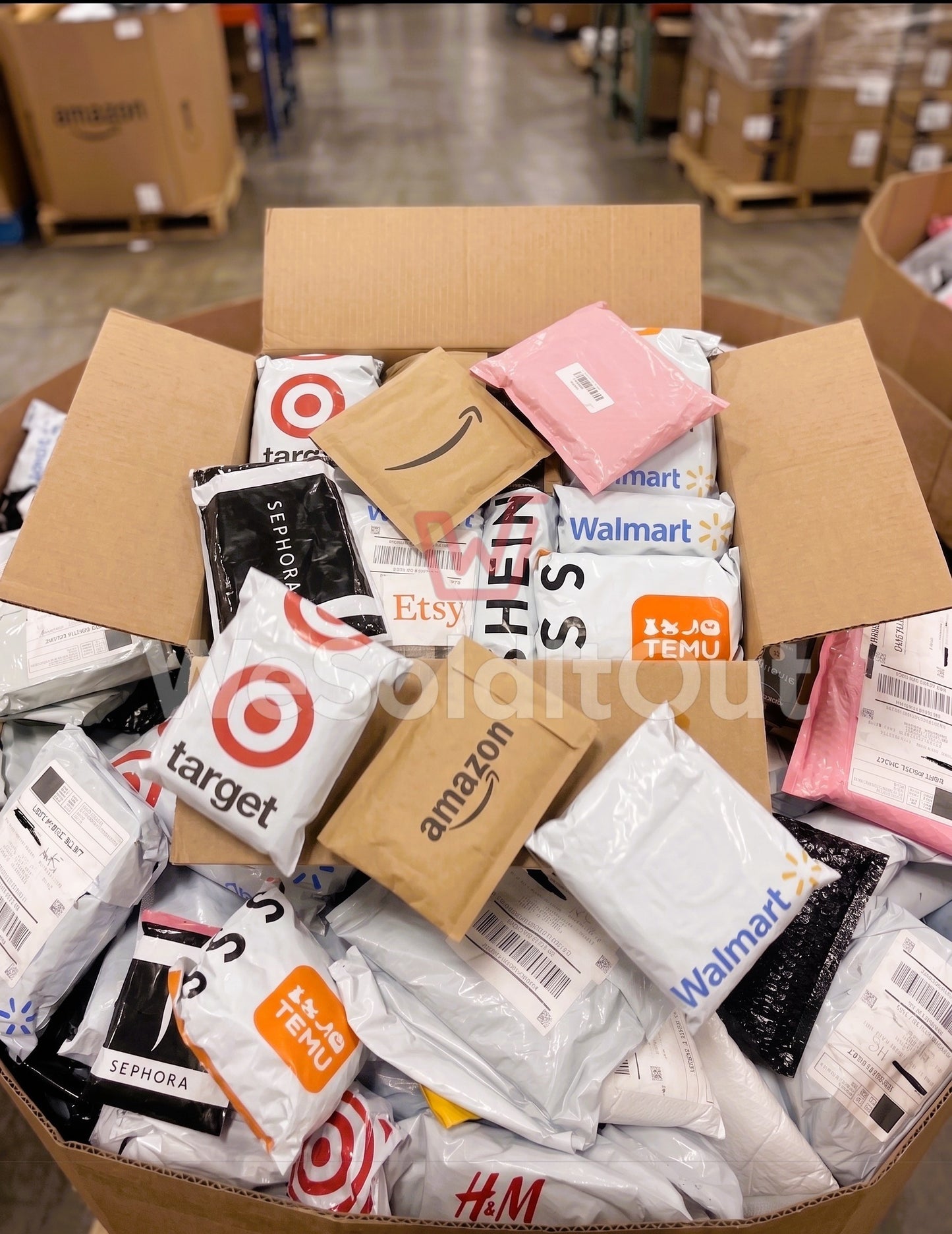 MEDIUM-Unclaimed MAIL BOX: TARGET, WALMART & AMAZON UNDELIVERED PACKAGES