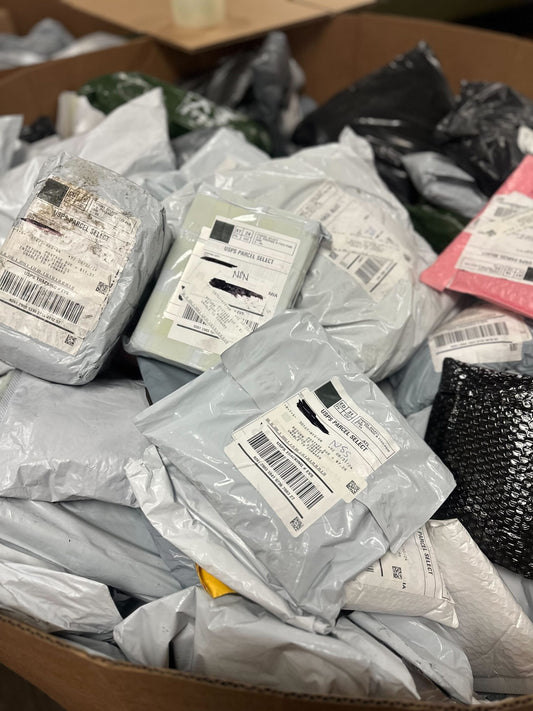 SEALED UNCLAIMED USPS MAIL MYSTERY PULLS